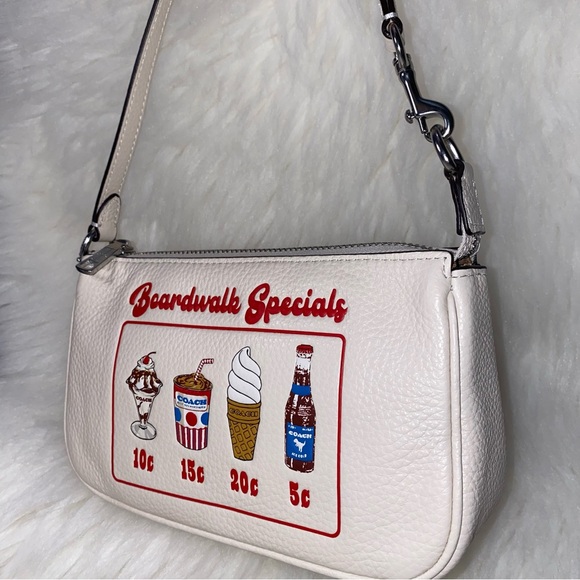 Coach leather Wristlet New Nolita 19